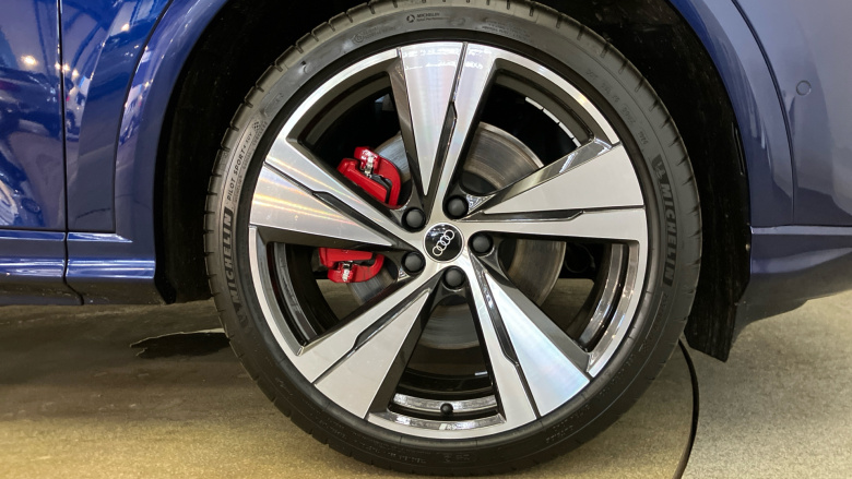 Audi Q5 2.0 TDI Quattro Launch Edition 5dr S Tronic Diesel Estate